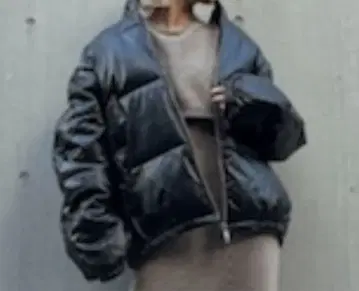 [ 3일간 한정 가격! ] 인조 가죽 오버 사이즈 다운 자켓