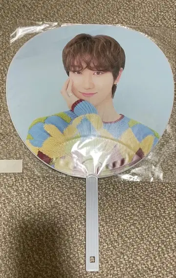 THE8 세븐틴 민하오 부채 HANA 굿즈