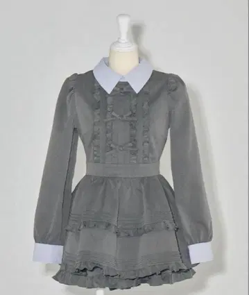 pium 프릴 리본 카라 부착 셋업 차콜