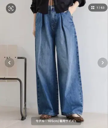 로리즈팜 턱 와이드 데님 M 사이즈 미사용 새상품