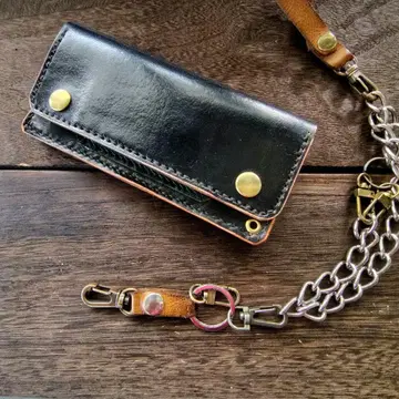 트래커 지갑 롱 타입 블랙 x 그린 수제 염색