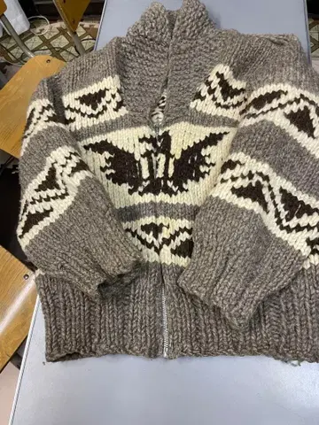 울 카우 카우칭 두꺼운 원단 집업 가디건