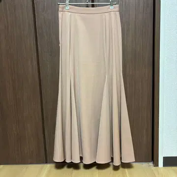 새상품급! BLENHEIM 베이지 플레어 롱 스커트 xs
