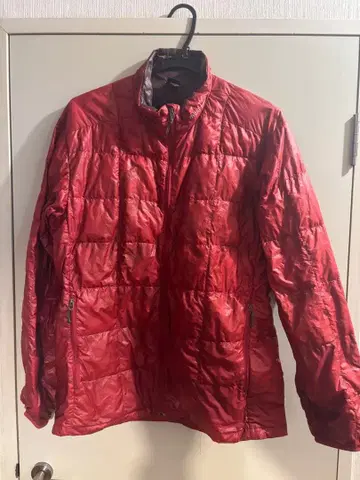 익명 배송 mont-bell UL 다운 자켓 빨간색 사이즈 M