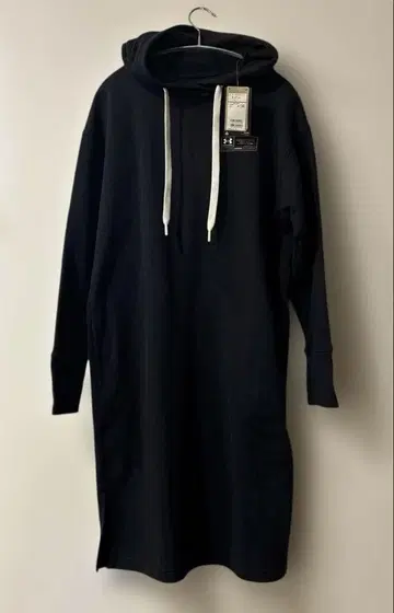 택 포함 새상품! 언더아머 후드티 원피스 블랙 사이즈 M 속기모