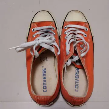 CONVERSE 오렌지 스니커즈