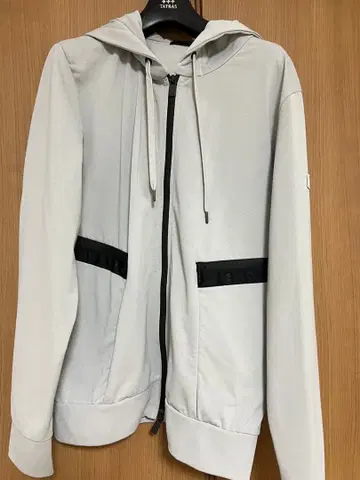 TATRAS 후드 부착 라이트 그레이 후드티