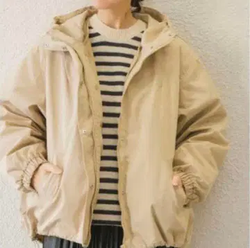 [ 어반 리서치 ] 퀼트 라이너 포함 마운틴 후드티 베이지