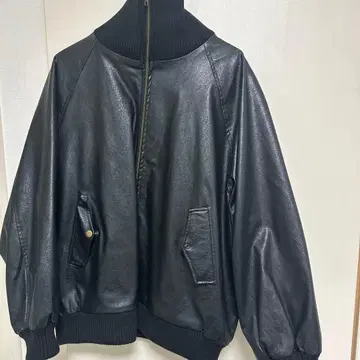 블랙 가죽 자켓 하이넥