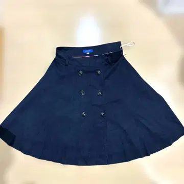 새상품급 BLUE LABEL CRESTBRIDGE 플레어 스커트 38