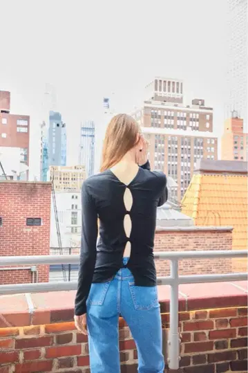 THE SHISHIKUI 시시쿠이 Twist / BLACK