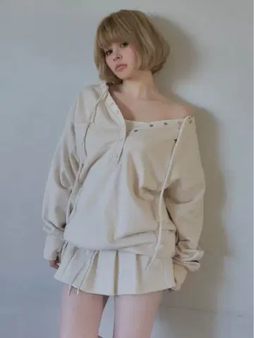 andmary Loose ribbon set up ivory