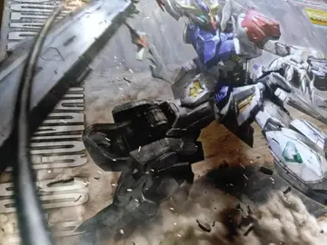 MG 1/100 건담 발바토스 루프스