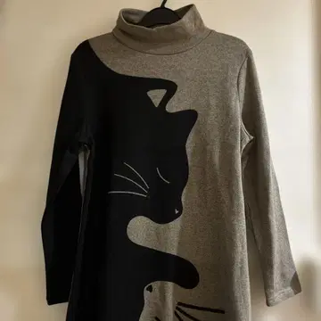 택 포함 새상품 임팩트 큰 고양이 프린트 터틀넥 원피스