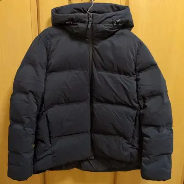 UNIQLO 심리스 다운 자켓 네이비