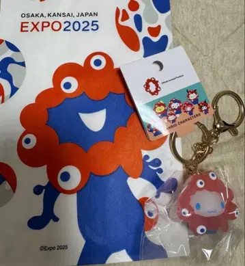 새상품 오사카 간사이 만박 산리오 미야쿠미야쿠 키링 클리어 시나모롤