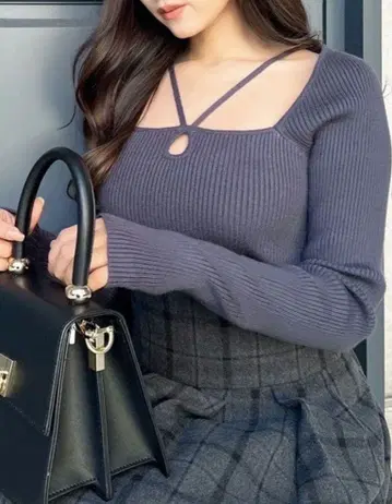 스트랩 포함 퍼플 니트 리젝시