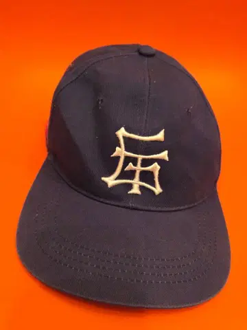 have a good time 캡 네이비 자수 스냅백