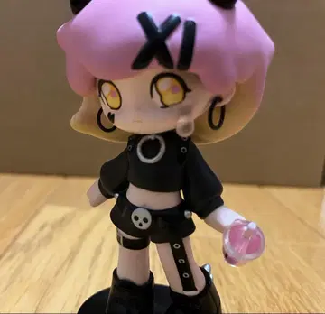 popmart azura 피규어