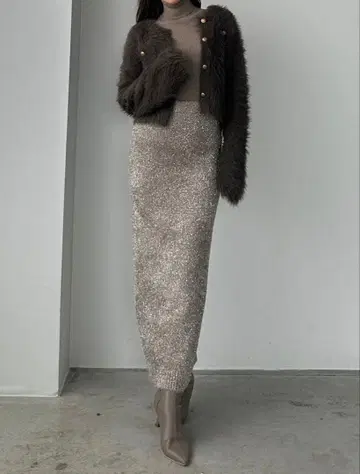 [ 새상품 ] Louere 스커트