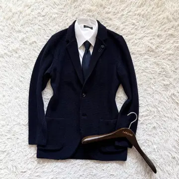 [ 24년 모델 ] LARDINI 네이비 울 니트 자켓 M 사이즈 상당