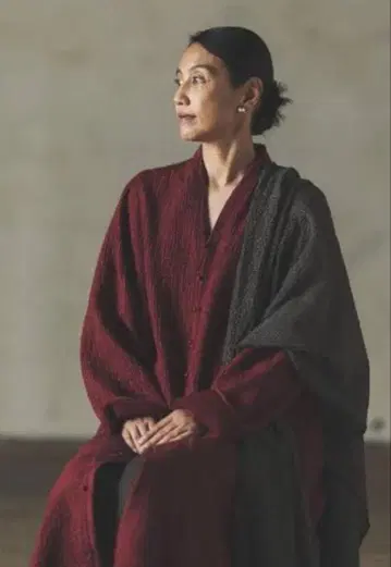 미사용 요건 레일 실크 울 퀼트 코트 레드 Msize