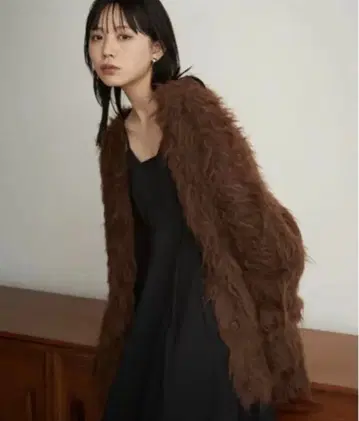 브라운 샤기 오버 사이즈 루즈 가디건 FREE size