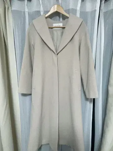 NATURAL BEAUTY BASIC 베이지 롱 코트