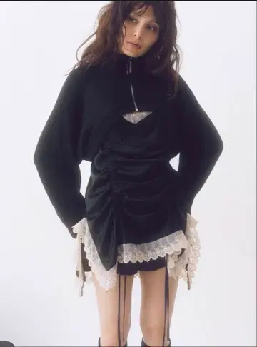 PELLICULE syrup knit tops 블랙