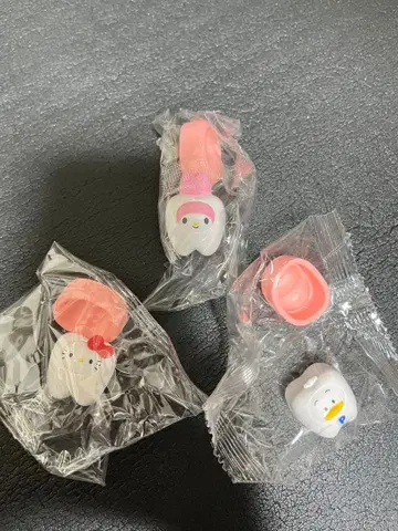 산리오 캐릭터즈 모두 함께 되자 -치아- 헬로키티 외 3종