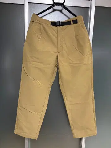 Goldwin 골드윈 테이퍼드 팬츠 새상품 겨울 상품