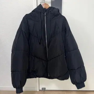 ZARA 다운 자켓 후드 부착