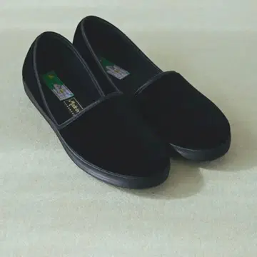 블랙 스웨이드 슬립온