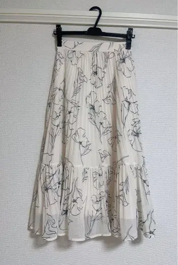 JUSGLI TTY 라인 플라워 플리츠 스커트 0사이즈