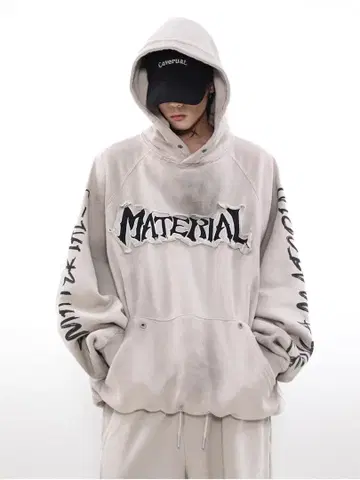 MATERIAL 프린트 후드 부착 후드티