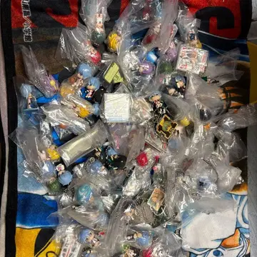 캡슐 토이 세트 다수