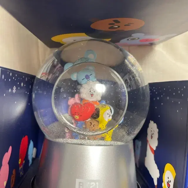 방탄 BT21 스노우볼