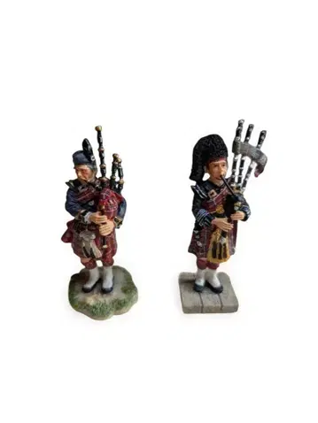 SCULPTURES 스코틀랜드 인형 2체 핸드메이드