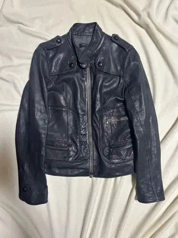 PREVIEW MILANO 가죽 자켓 V계 archive Y2K