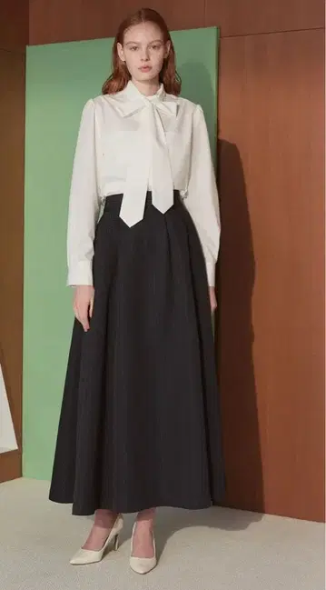 아우디레 자카드 스커트