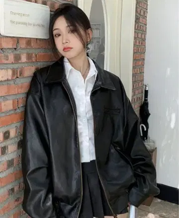 블랙 가죽 자켓 오버 사이즈