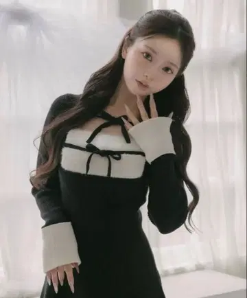 darich 리본 퍼 플레어 니트 미니 원피스