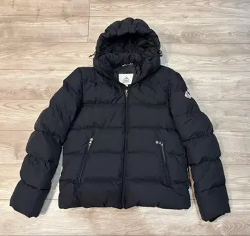 PYRENEX 후드 부착 다운 자켓 블랙