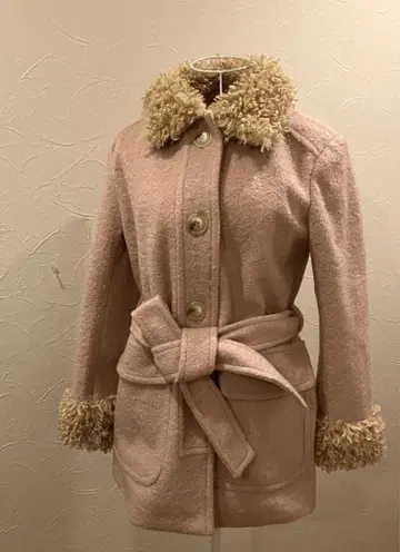 epine 퍼 달린 핑크 울 코트