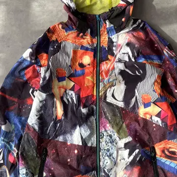 15370 VOLCOM 올 패턴 아트 나일론 자켓 후드티