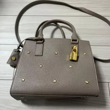 Samantha Thavasa 숄더백