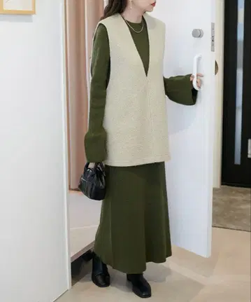 베스트 포함 리브 니트 셋업