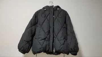 블랙 퀼팅 다운 자켓 다이아 무늬