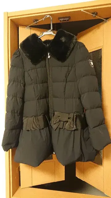 엠즈 그레이시 다운 블랙