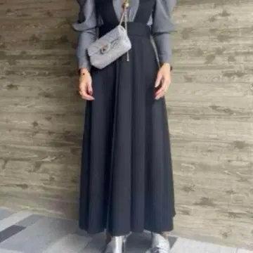 cygne (시뉴) 오버롤 스커트/플리츠 스커트 블랙 사이즈 2